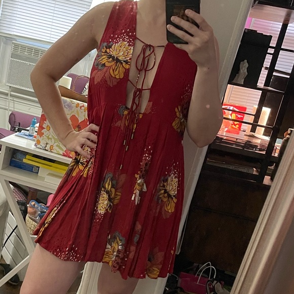 Free People Lovely Day Floral Printed Tunic Top Mini Dress in Red Size Sm - Picture 4 of 5